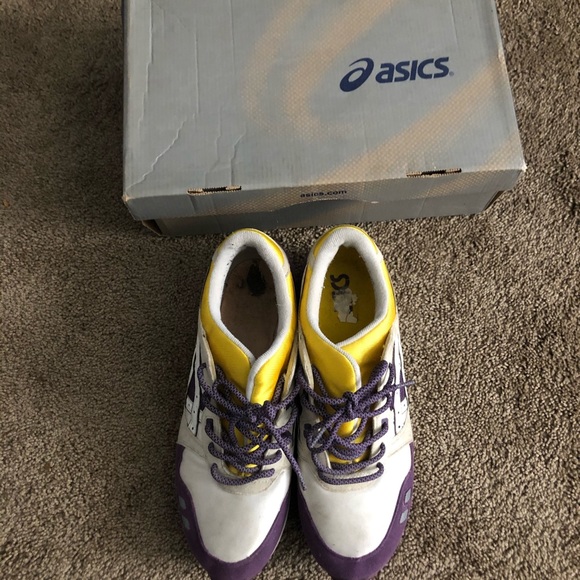 ASICS - Picture 4 of 6